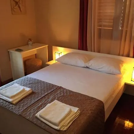 Guest house And With Parking Space Biograd Na Moru, Biograd - 16576