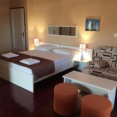 Guest house And With Parking Space Biograd Na Moru, Biograd - 16576 Biograd Na Moru