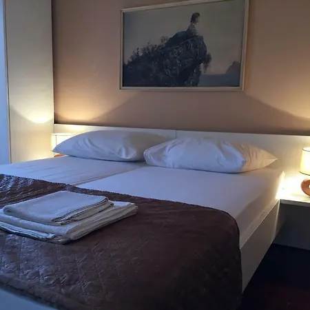 Guest house And With Parking Space Biograd Na Moru, Biograd - 16576