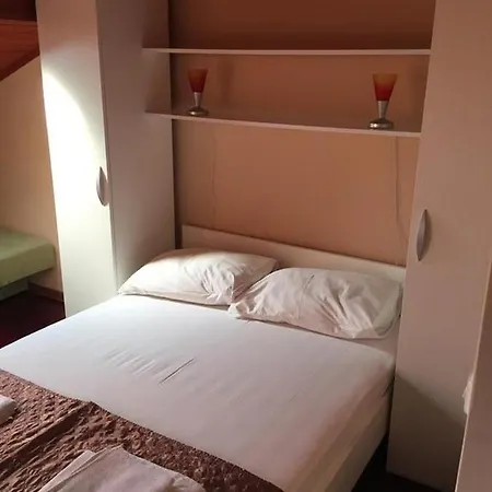 And With Parking Space Biograd Na Moru, Biograd - 16576 Gasthof